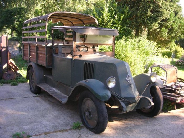 c1927-renault-cam...hellip-2-4fe4006.jpg