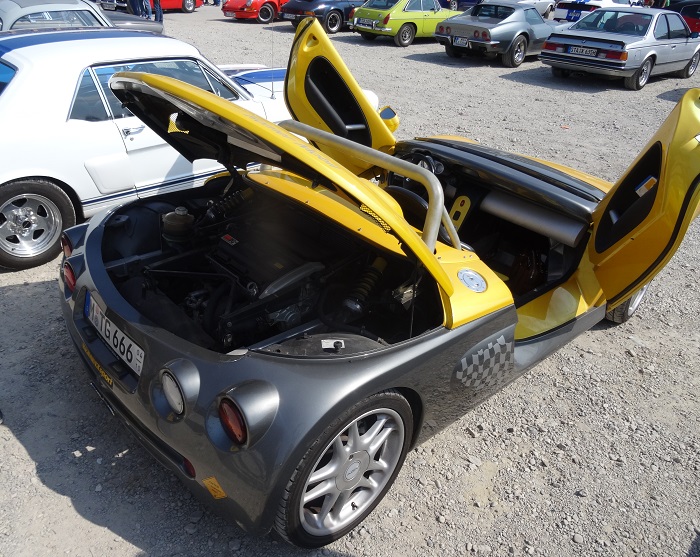 Motorworld 11.jpg