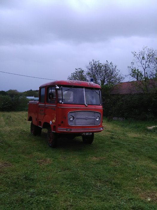 r2240.jpg