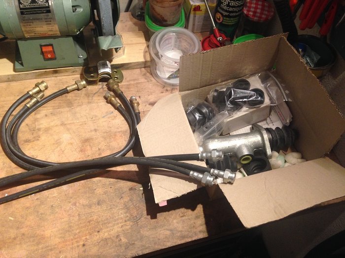 Piéces freins 01.jpg