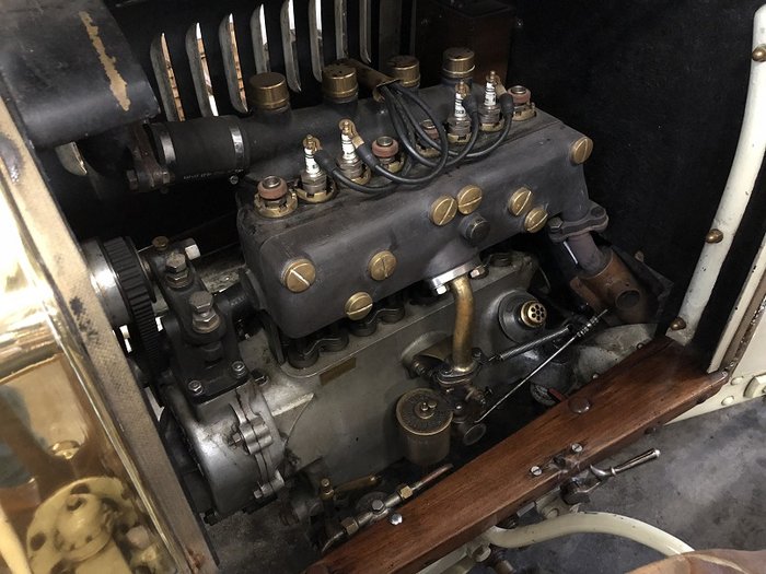 De Dion Bouton 03.jpg