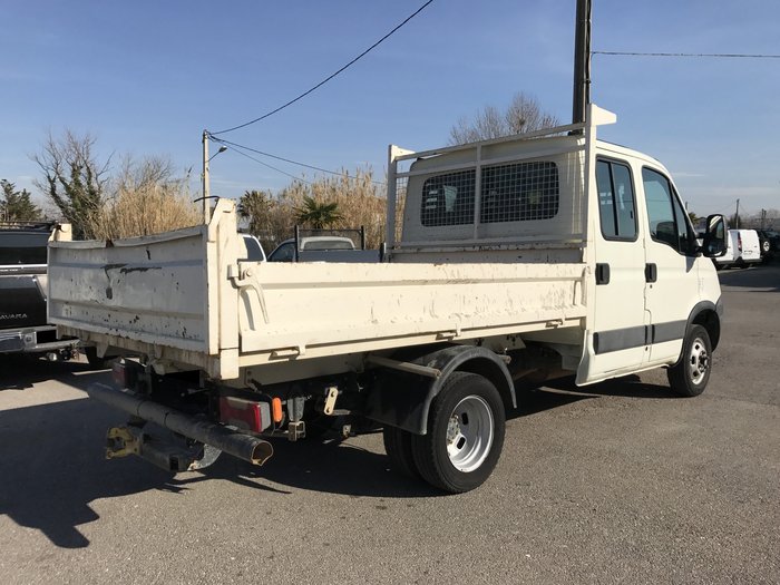 Nos-vehicules-d-occasion-Utilitaires599fe37d8731e.JPG