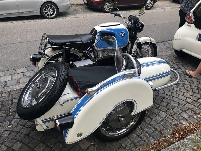 Side BMW 03.jpg