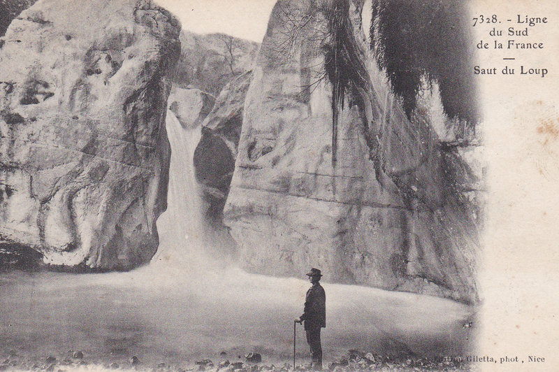 collection politi saut du loup.jpg