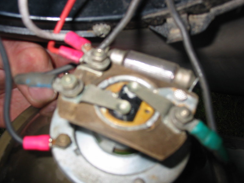 lampe jaune ancien modèle (2).JPG