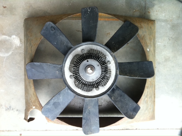 visco sur capot1.JPG