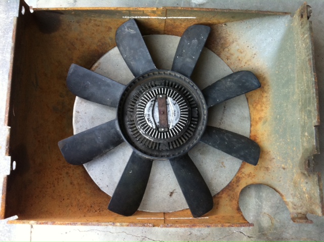 visco sur capot2.JPG