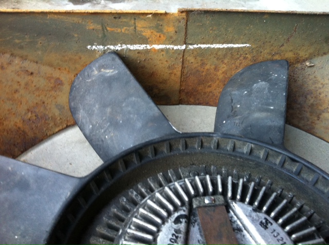 visco sur capot3.JPG