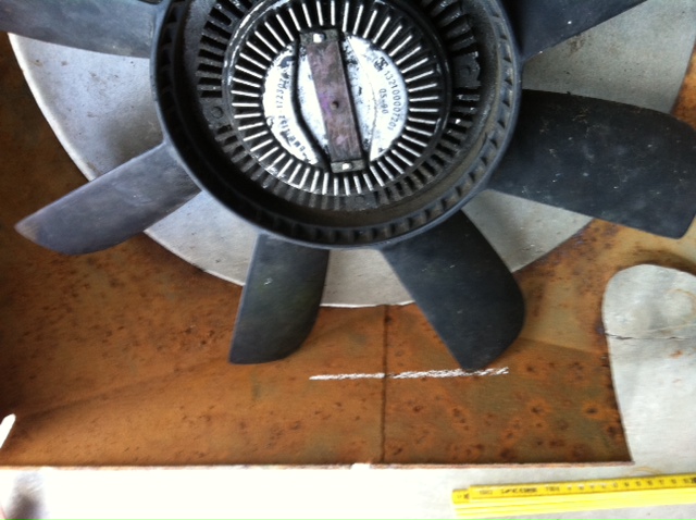 visco sur capot4.JPG