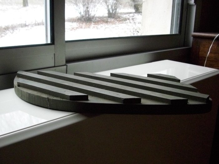 R 2087 marche pied de Saint Priest  en 2017.JPG