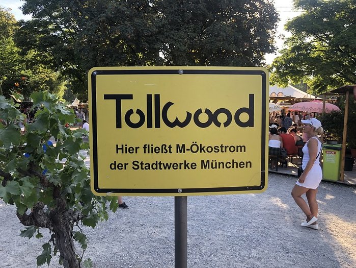 Tollwood.jpg