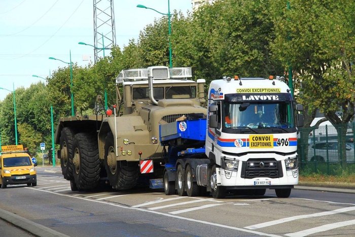 Berliet T100 Photo FB Fondation Berliet.jpg
