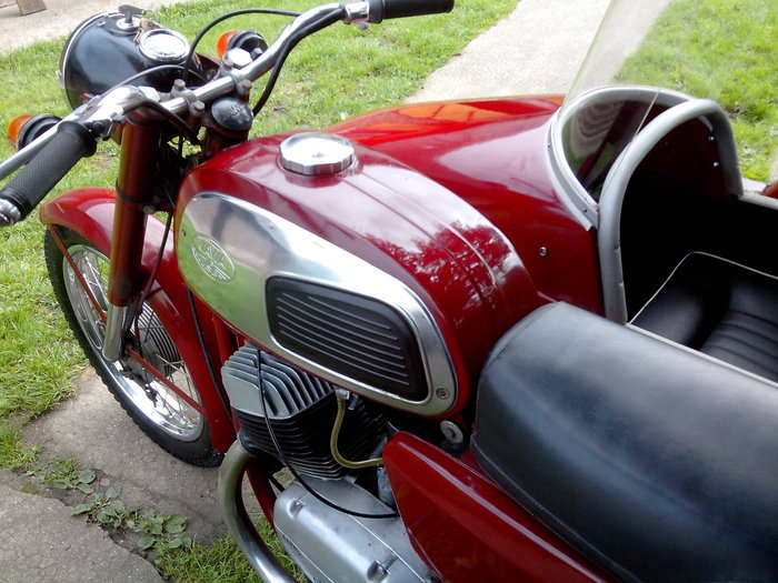 jawa2 (1).jpg