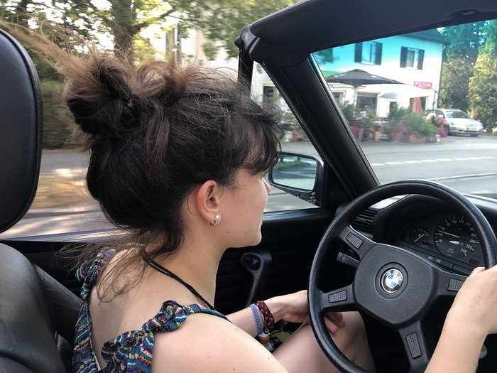 E30.jpg