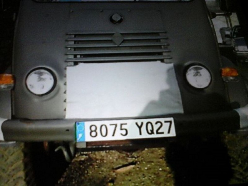 cache-calandre Gégé.jpeg