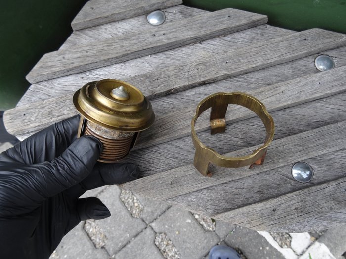 Agrafe.jpg