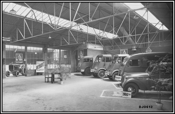 RENAULT (40).jpg
