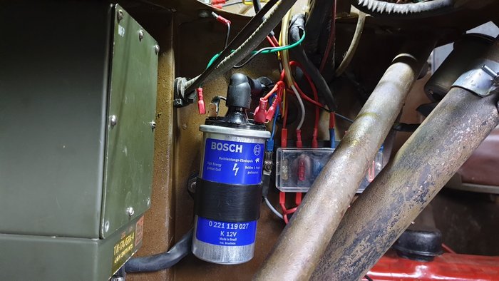 11 bobine et boite fusibles.jpg