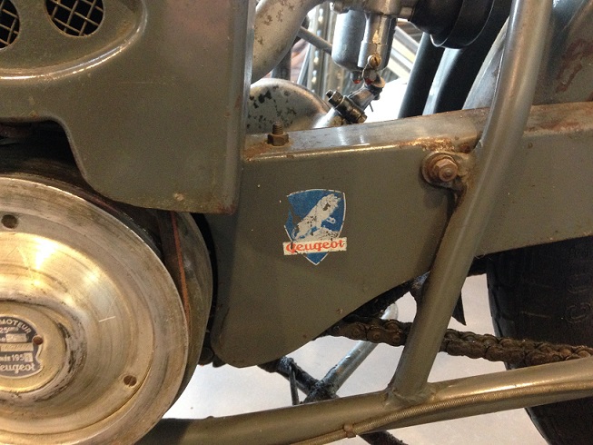 Triporteur Peugeot 02.jpg