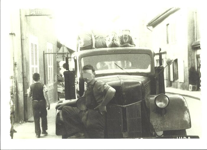 Ford V8 Lons .jpg
