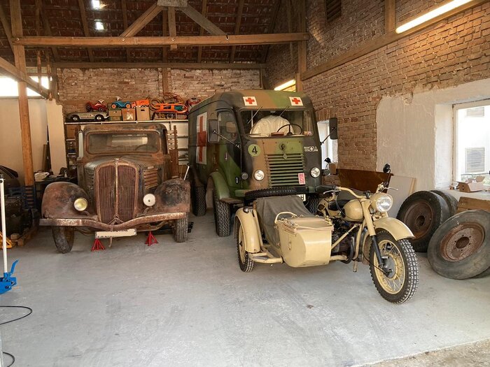 ADH 02.jpg