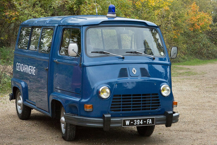 renault-estafette-gendarmerie-marly.jpg