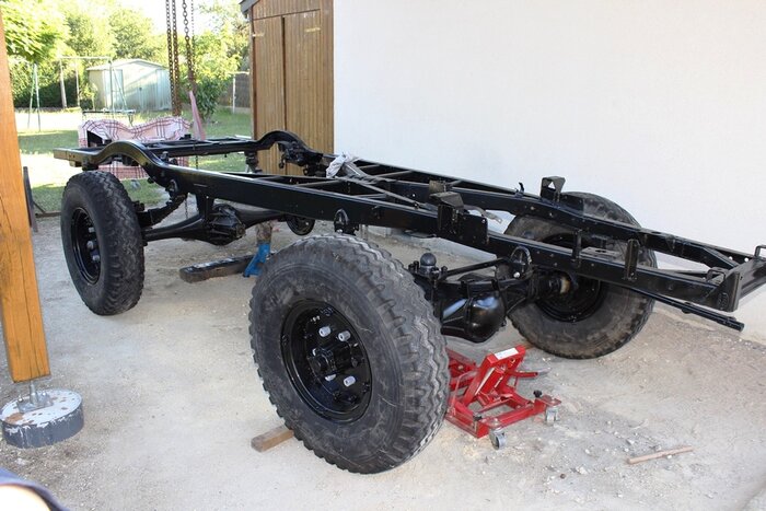 montage roues 002 - Copie.JPG