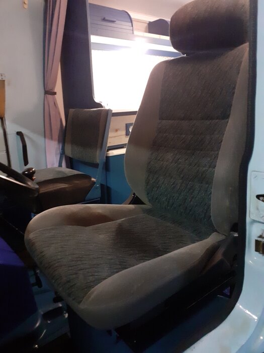 Goelette chauffeursstoel.jpg