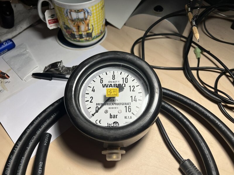 Luftkessel 8L 46.jpg